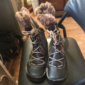 Vintage Mustang Boots